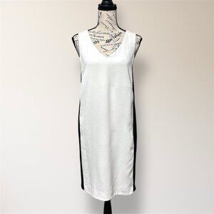 Vince XS White Black Colorblock Shift Dress Minimalist V-Neck Sleeveless Pockets